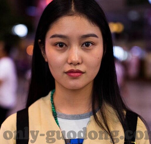 麻豆传媒宁洋子-闪耀在新媒体浪潮中的多元星——宁洋子的传媒之舞